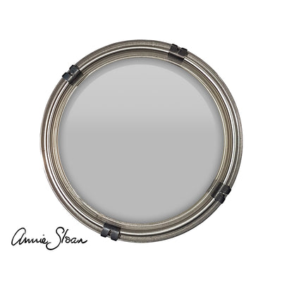 Luxury pot of Annie Sloan Chigago Grey paint