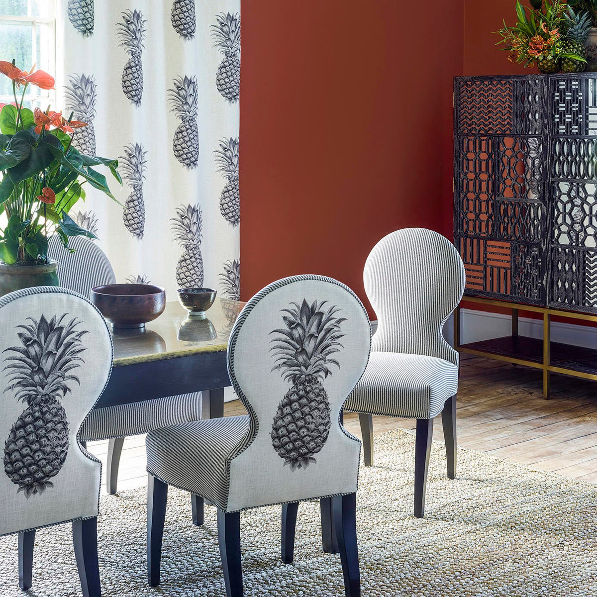 High Color Red Anderson Bengal Red 90 | Sanderson Designer Paints – Luxury Paints